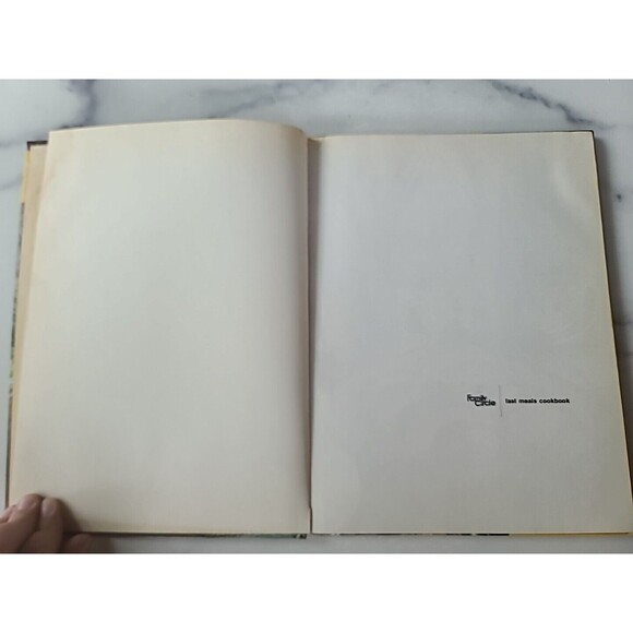 Family Circle Fast Meals Cookbook - Picture 3 of 10